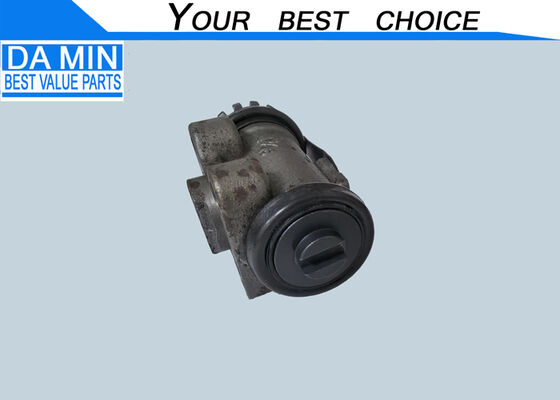 Lekka ciężarówka NKR NPR Cylinder koła 8971398240 Tylny prawy bęben hamulcowy Cylinder hamulca tylnego Dysza Cooper Isuzu 4HG1 4GF1 Silnik